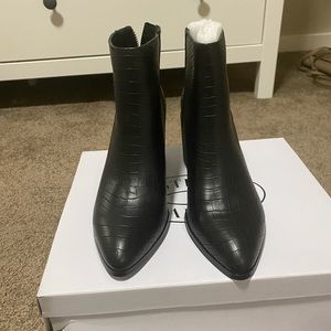 Steve Madden Snake Skin booties